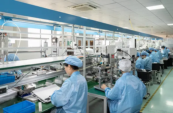 တရုတ်အလှအပမိတ်ဆက်ထုတ်လုပ်မှုတပ်ဆင်ခြင်းလိုင်းစစ်ဆင်ရေး